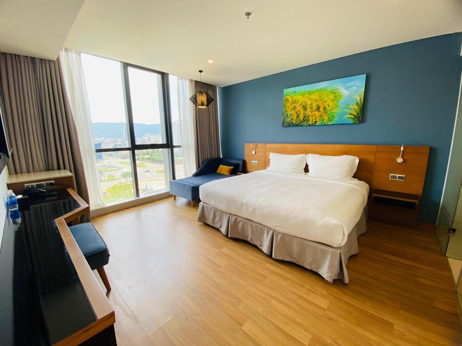 Nam Hotel & Residences Da Nang Exterior photo
