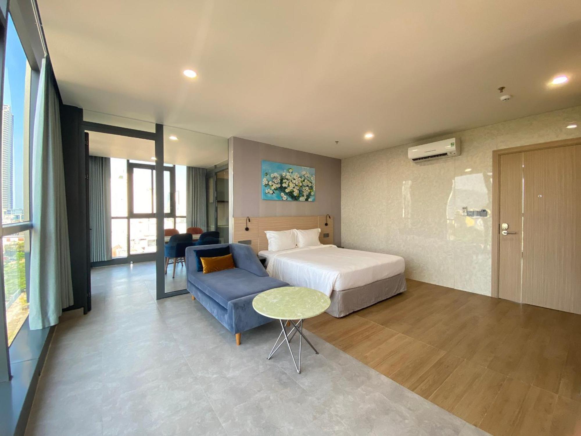 Nam Hotel & Residences Da Nang Exterior photo