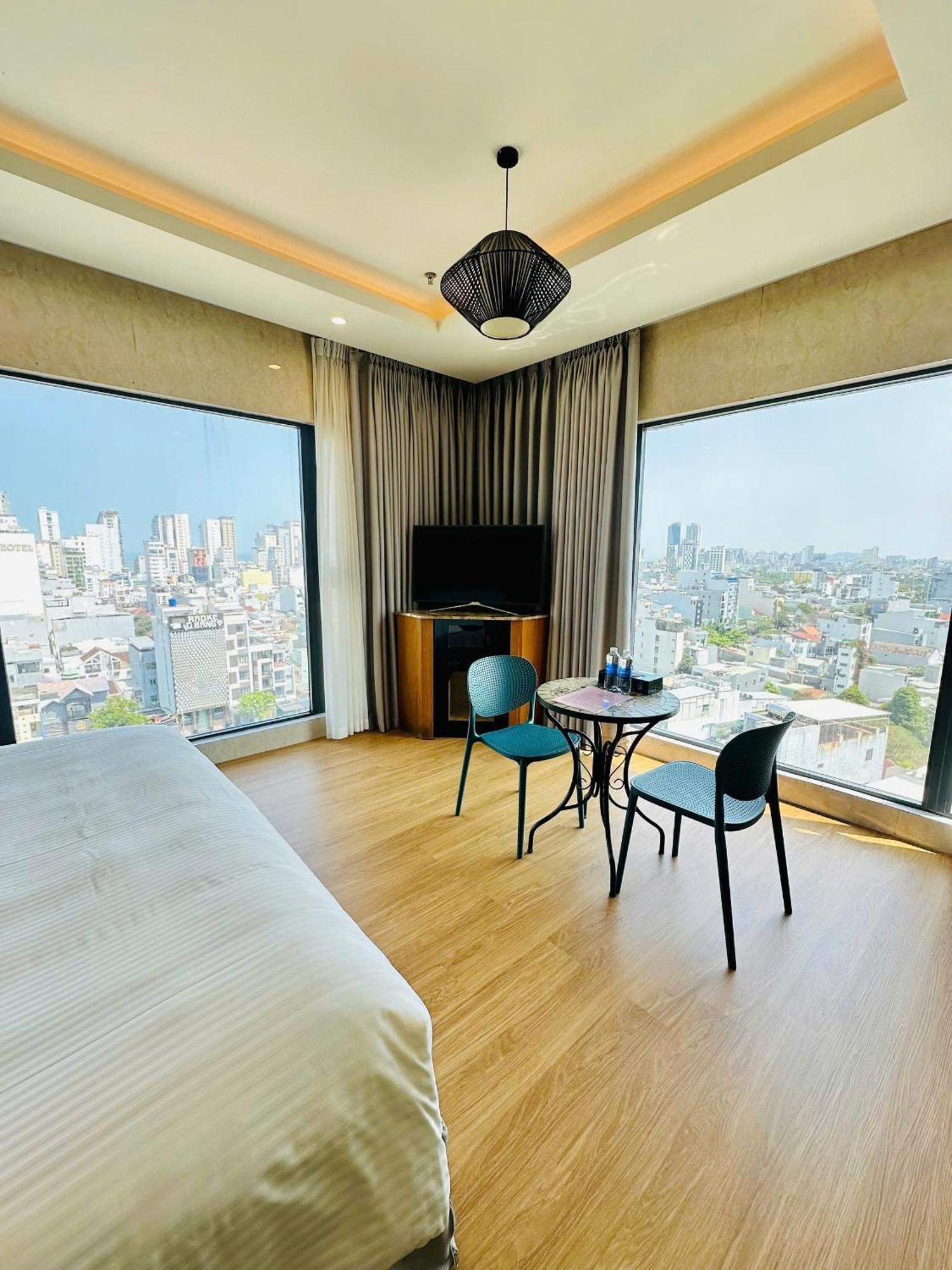 Nam Hotel & Residences Da Nang Exterior photo